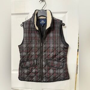 British Khaki Vest Womens M Sherpa Collar Plaid Zip Quilted Puffer Black Red